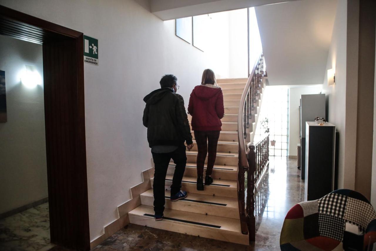 Hotel I Colori Sant'Antioco Exterior foto