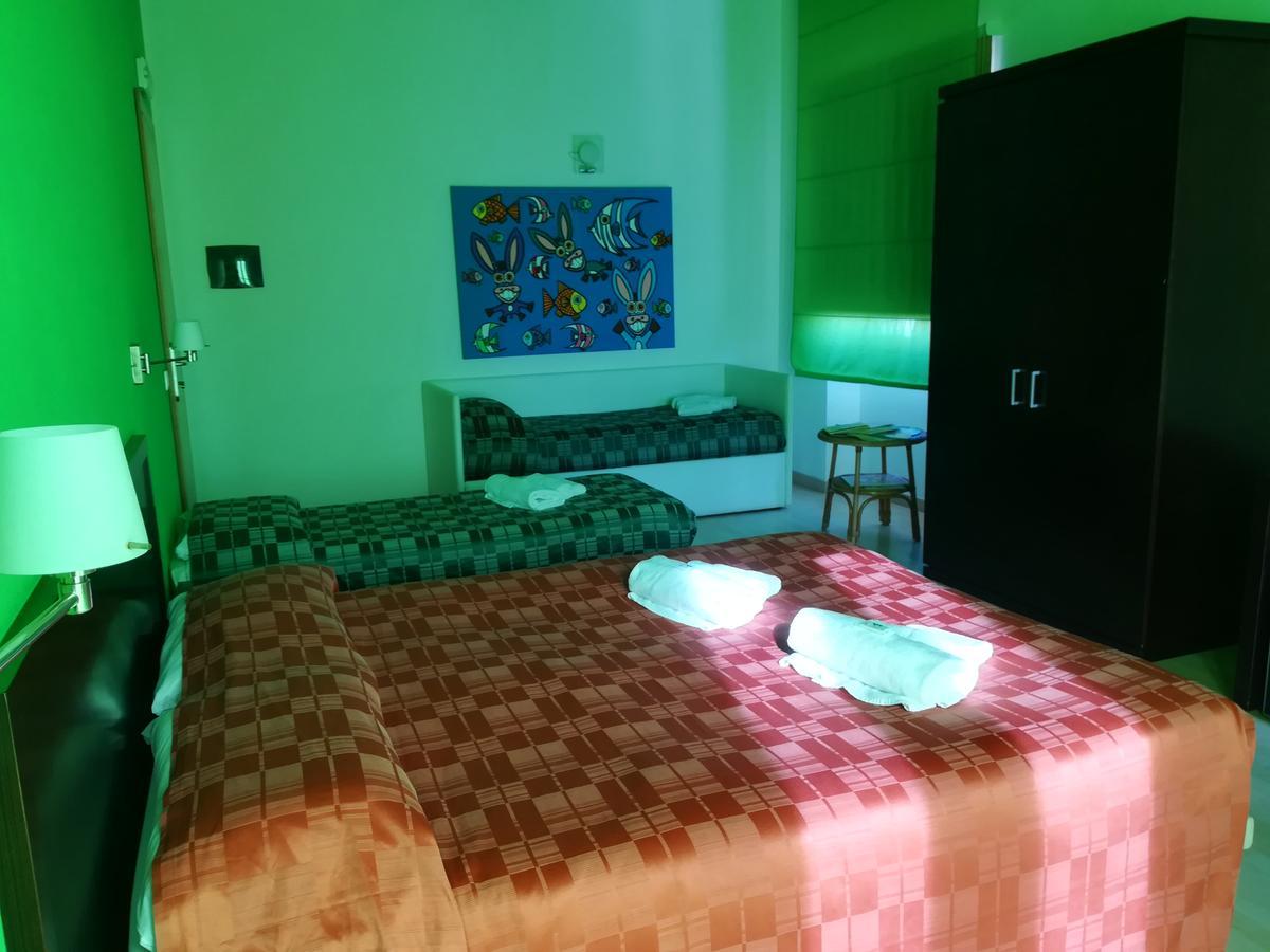Hotel I Colori Sant'Antioco Exterior foto