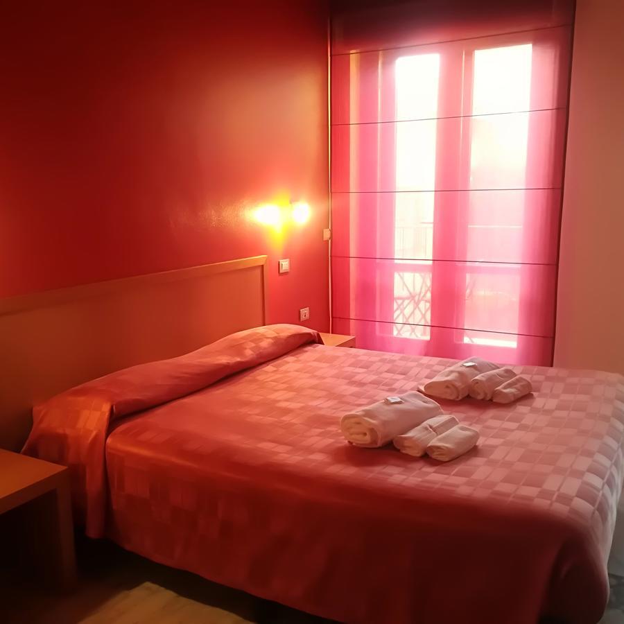 Hotel I Colori Sant'Antioco Exterior foto