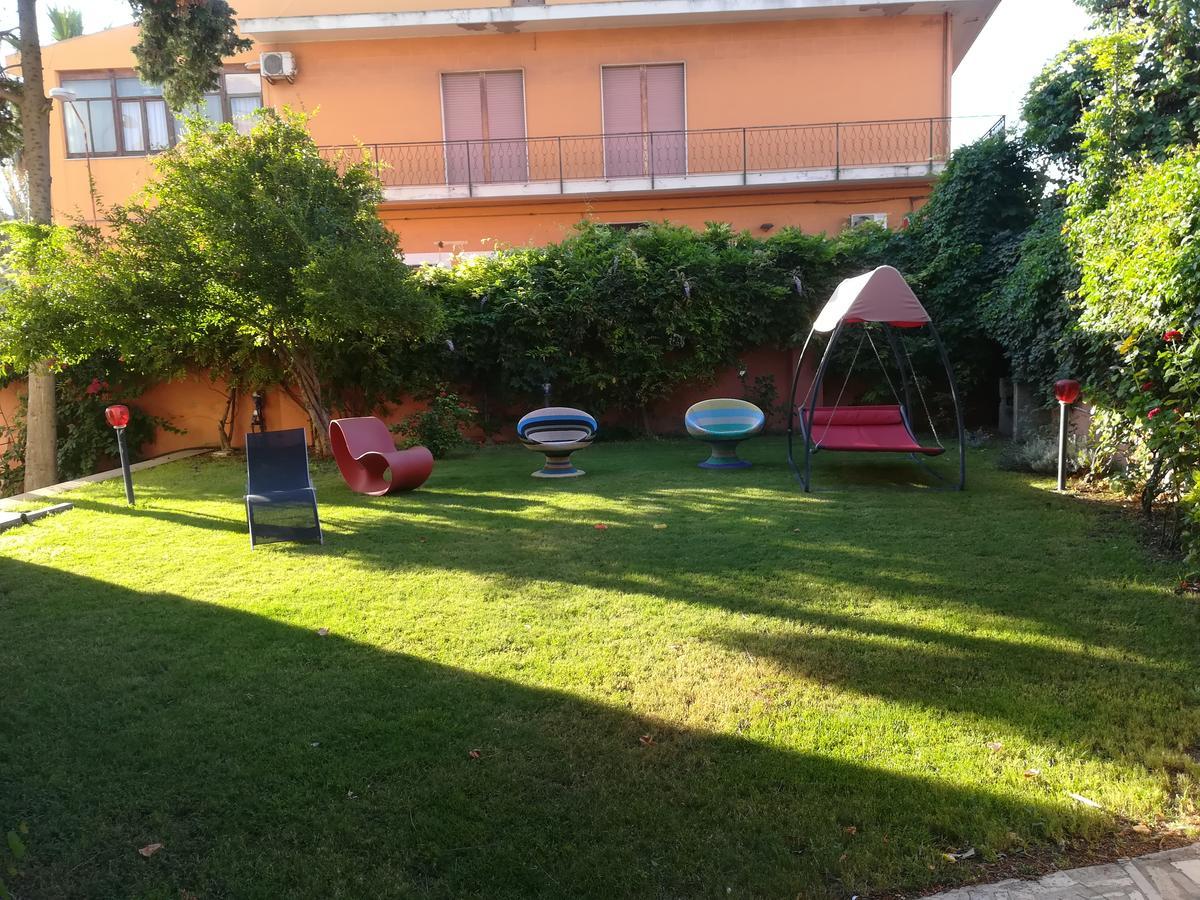 Hotel I Colori Sant'Antioco Exterior foto